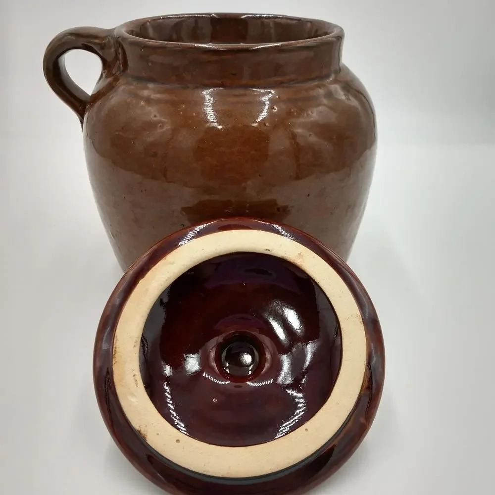 Small Brown Stoneware Jug and Lid - Picture 4 of 6